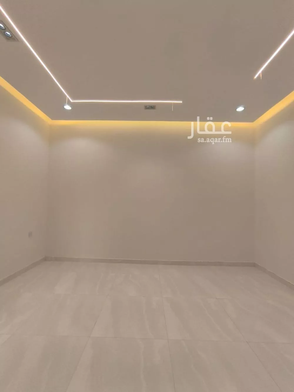 6 bedroom floor in Al Janadriyah 12