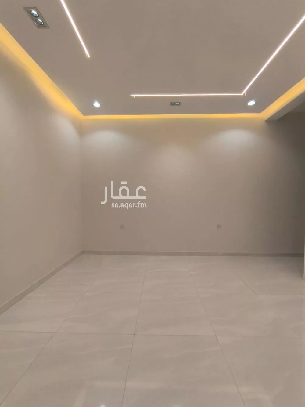 6 bedroom floor in Al Janadriyah 7