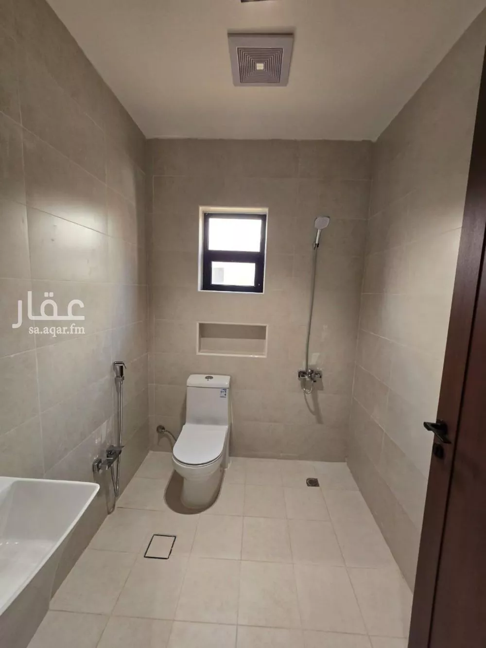 دور 6 غرف في عكاظ 12