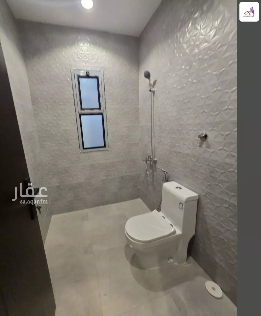 5 bedroom floor in Badr 3