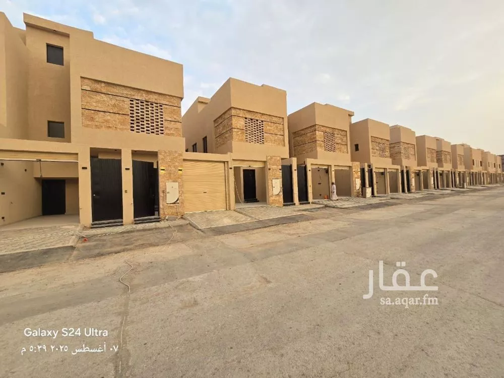 5 bedroom floor in Dirab 3