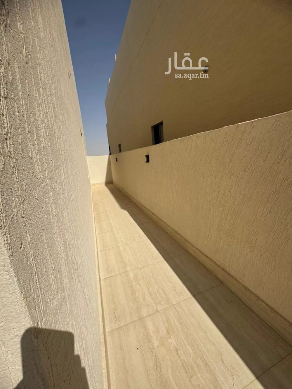 4 bedroom floor in Al Janadriyah 3