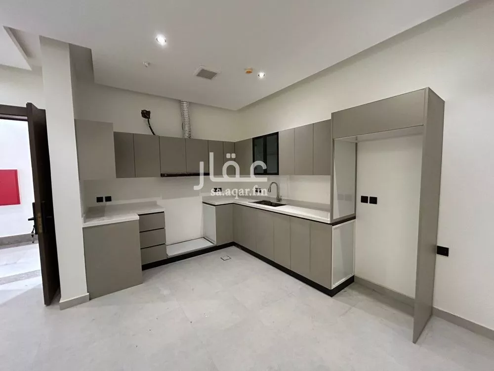 3 bedroom apartment in Al Narjis 8