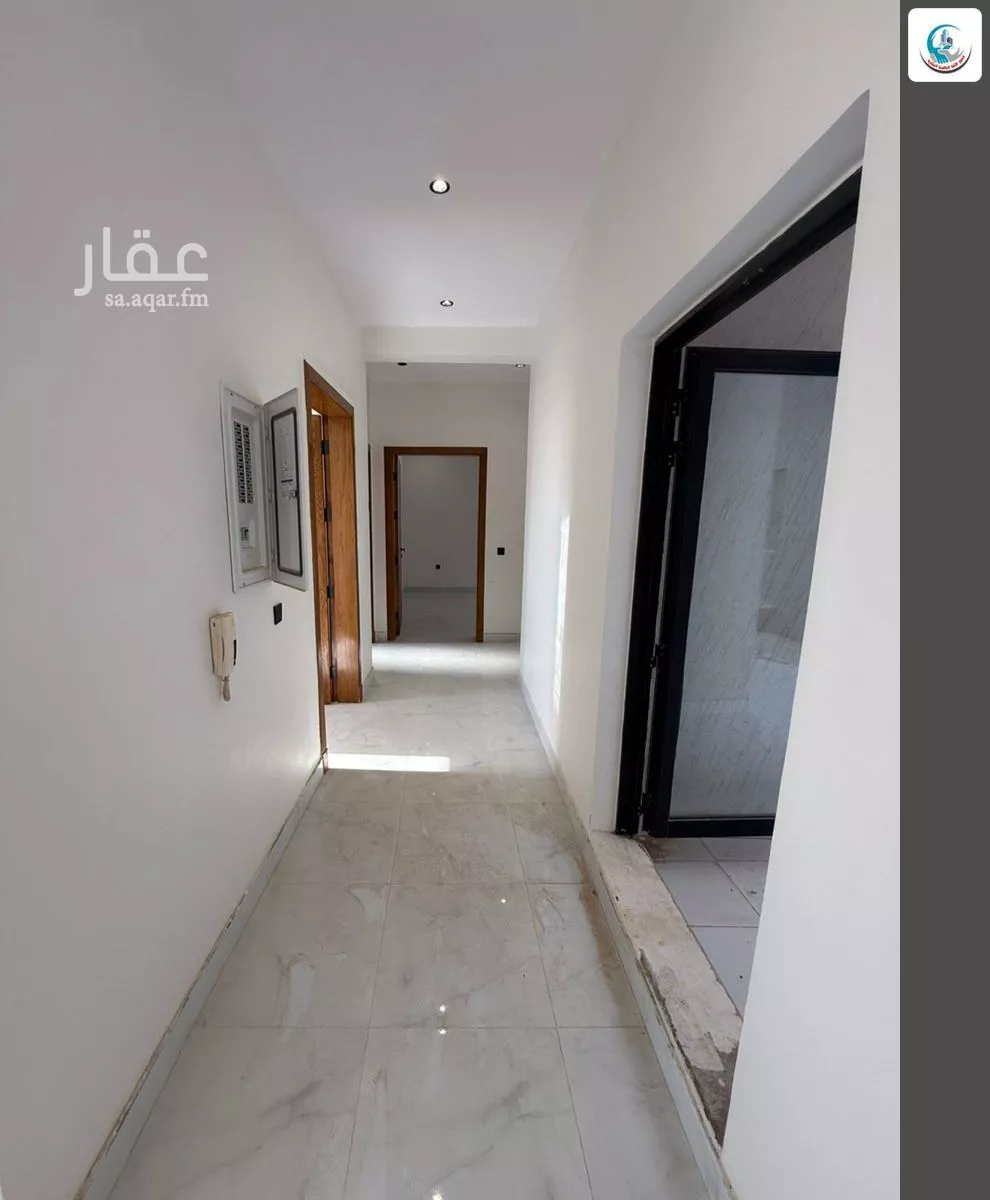 5 bedroom floor in Al Janadriyah 13
