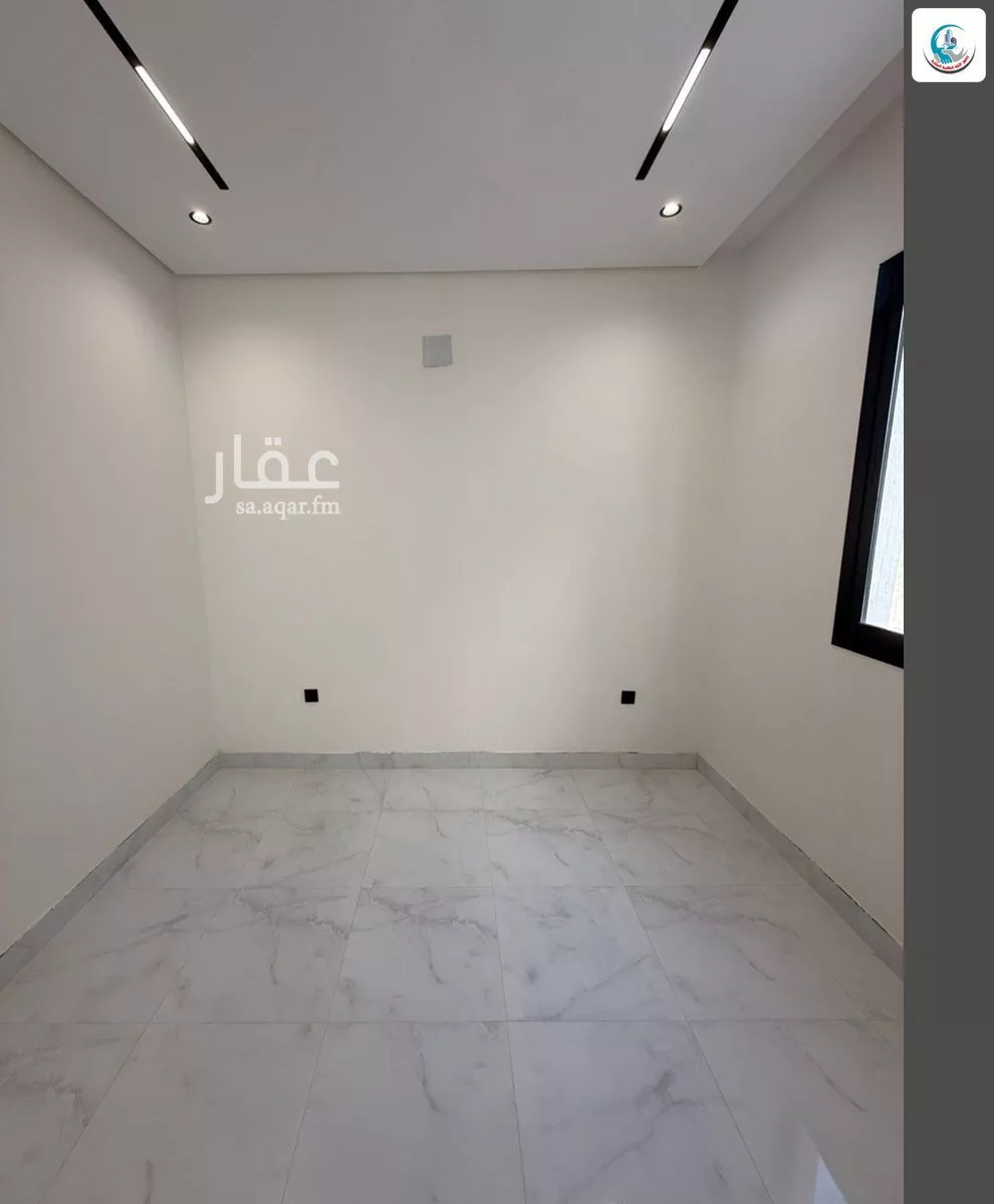 5 bedroom floor in Al Janadriyah 4