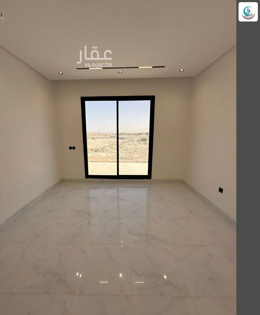 5 bedroom floor in Al Janadriyah 6