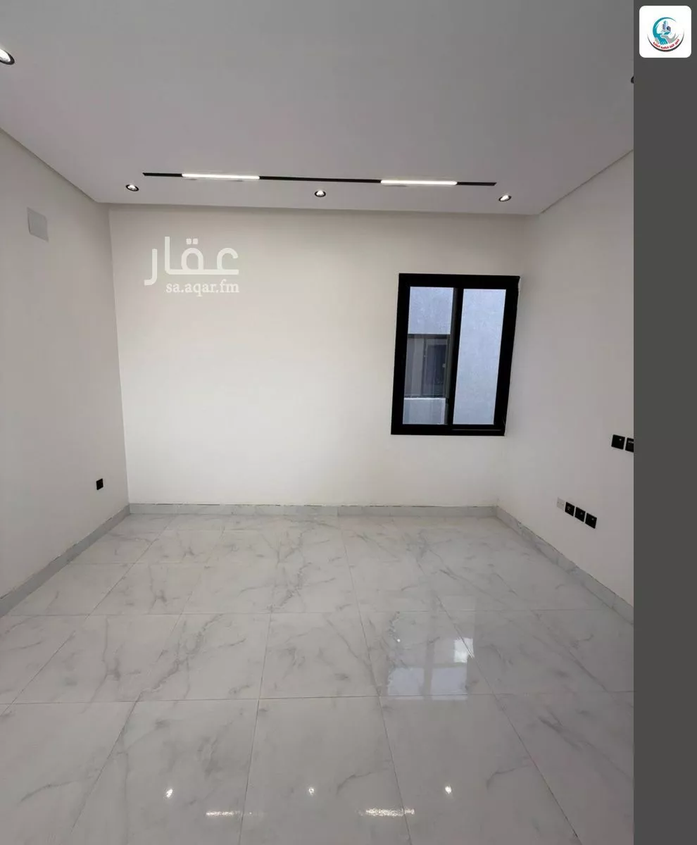 5 bedroom floor in Al Janadriyah 9