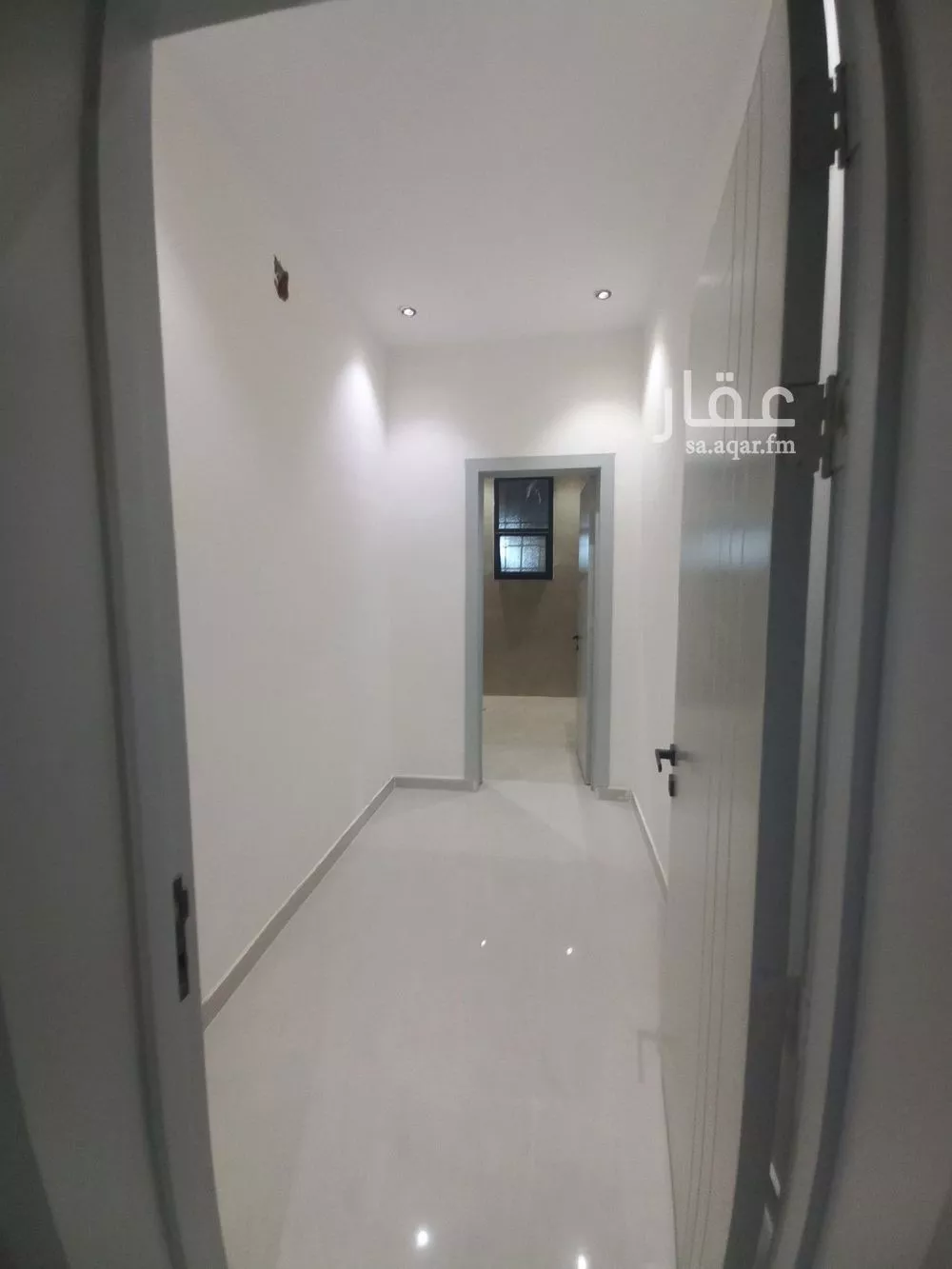 4 bedroom floor in Al Janadriyah 13