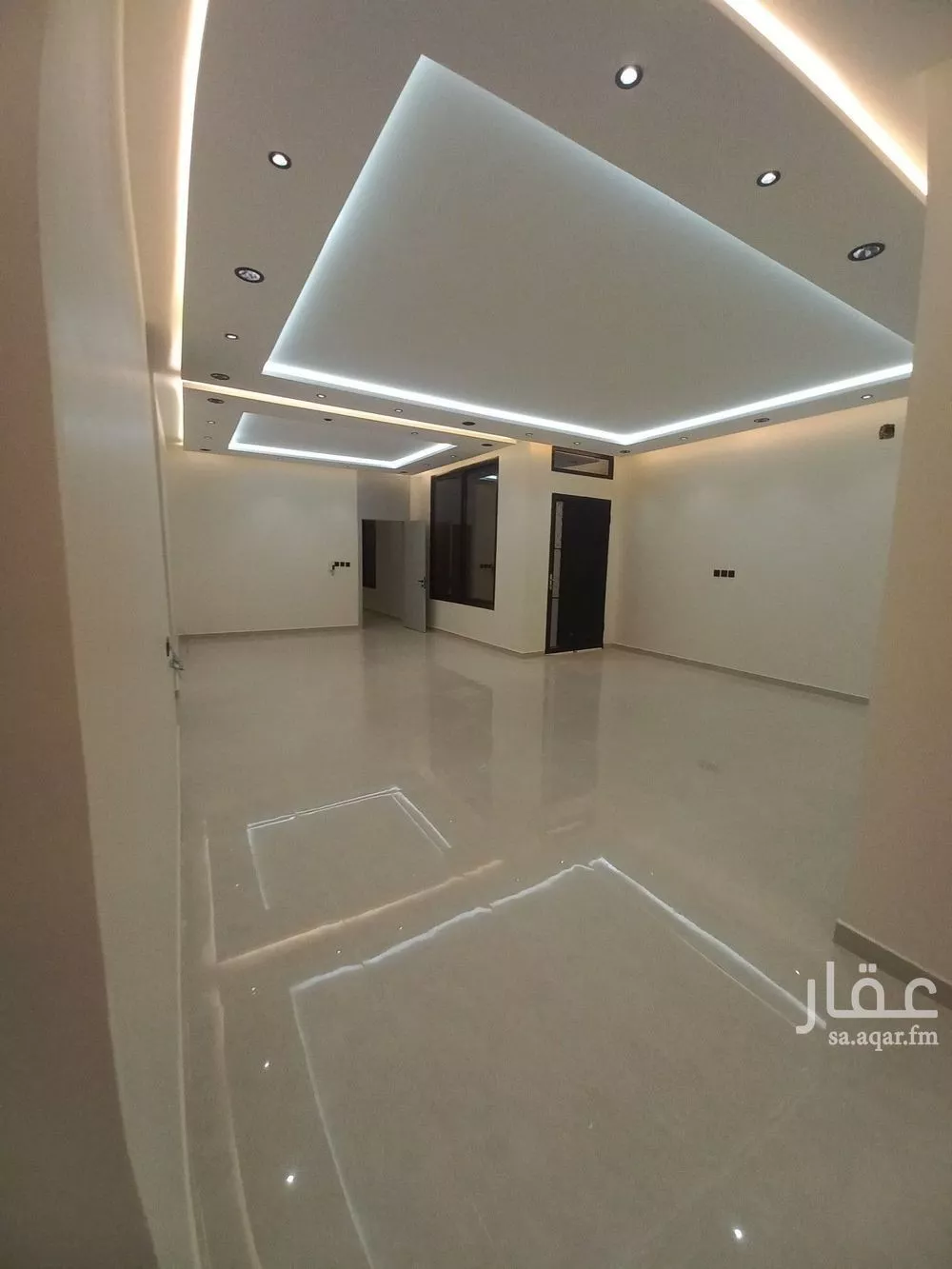 4 bedroom floor in Al Janadriyah 7