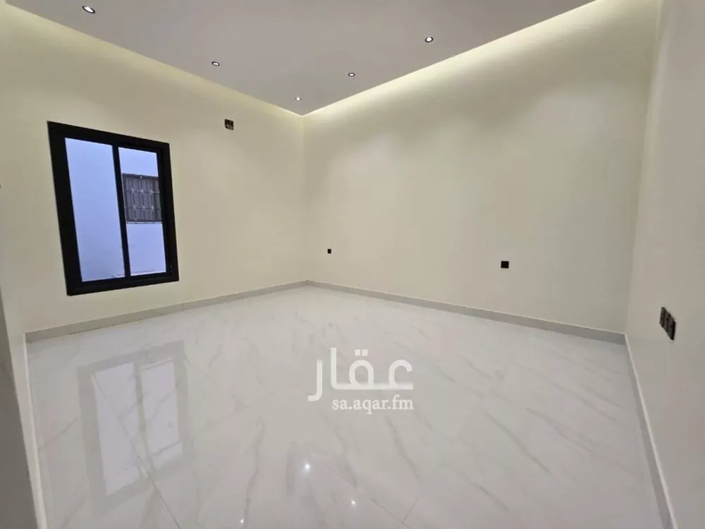4 bedroom floor in Al Qadisiyah 2