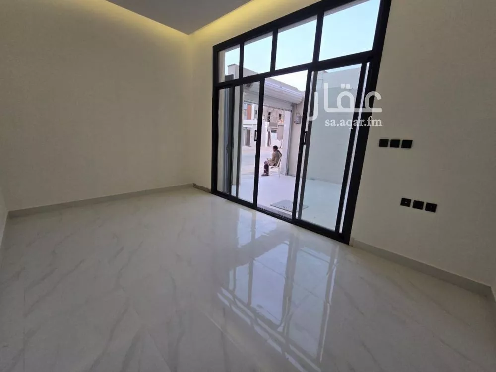 4 bedroom floor in Al Qadisiyah 14