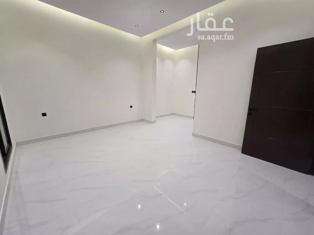 4 bedroom floor in Al Qadisiyah 3