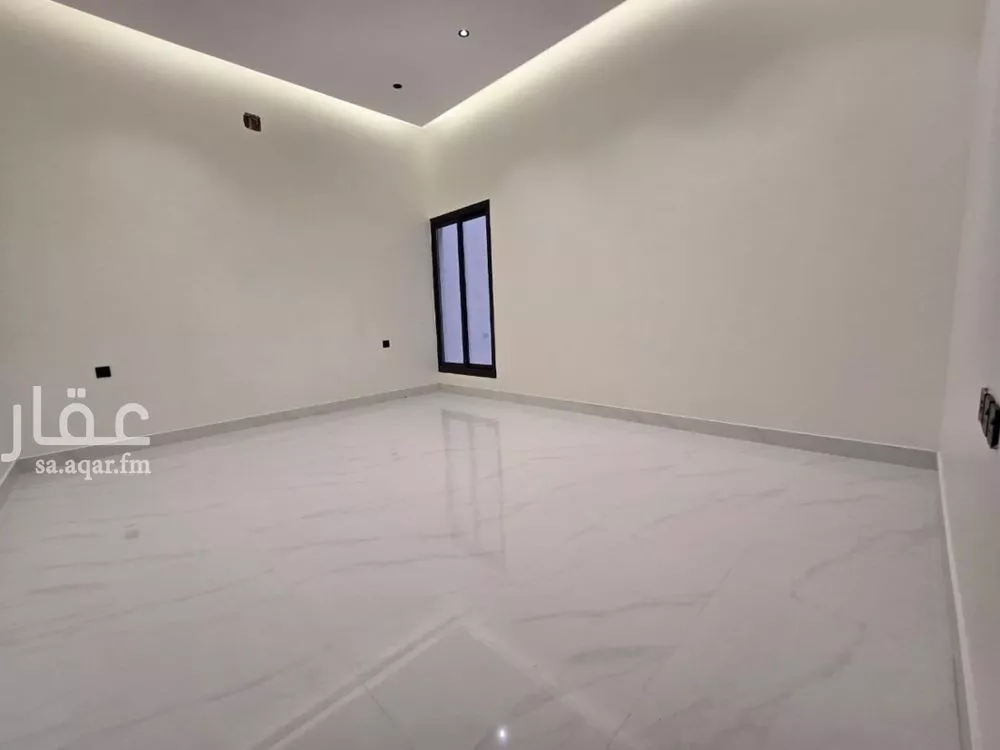 4 bedroom floor in Al Qadisiyah 4