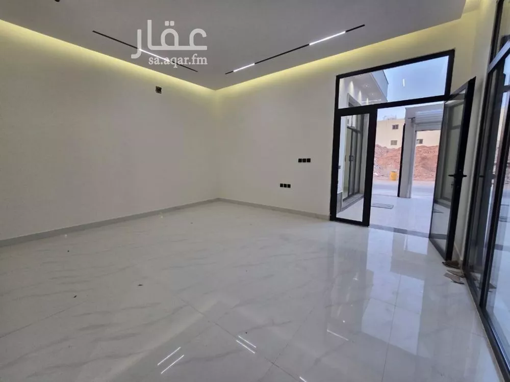 4 bedroom floor in Al Qadisiyah 8