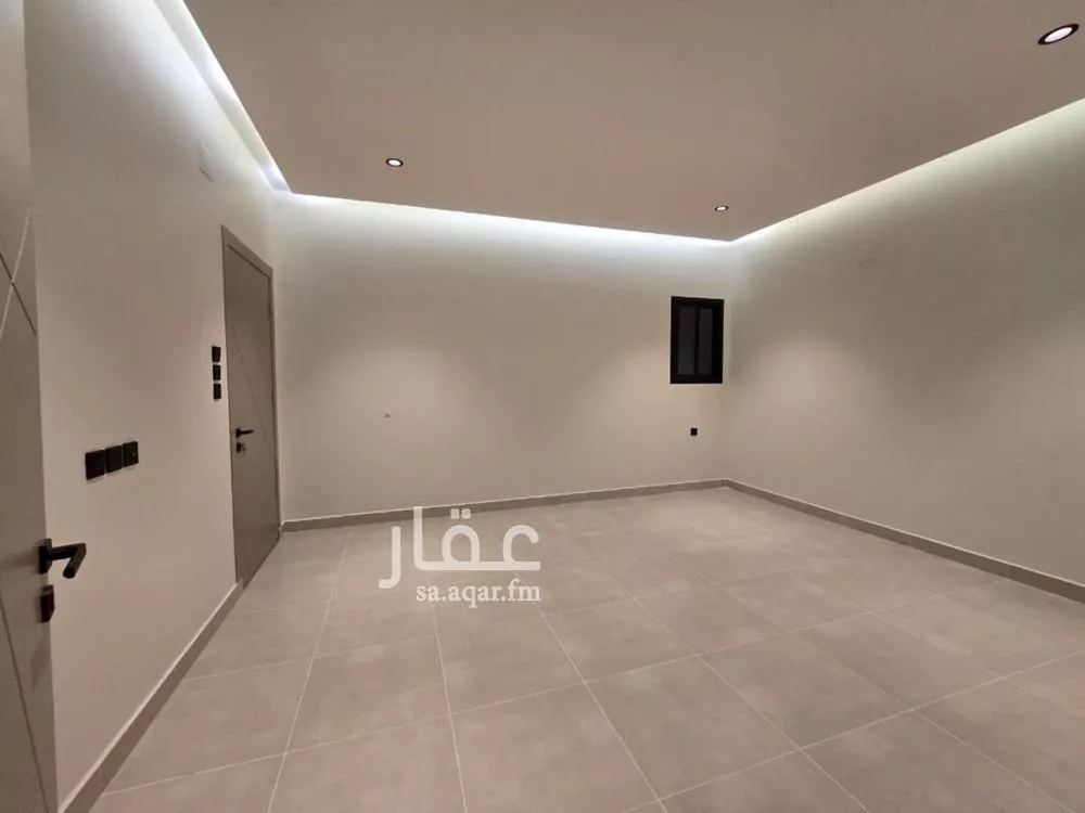 5 bedroom apartment in Al Ukayshiyyah 11
