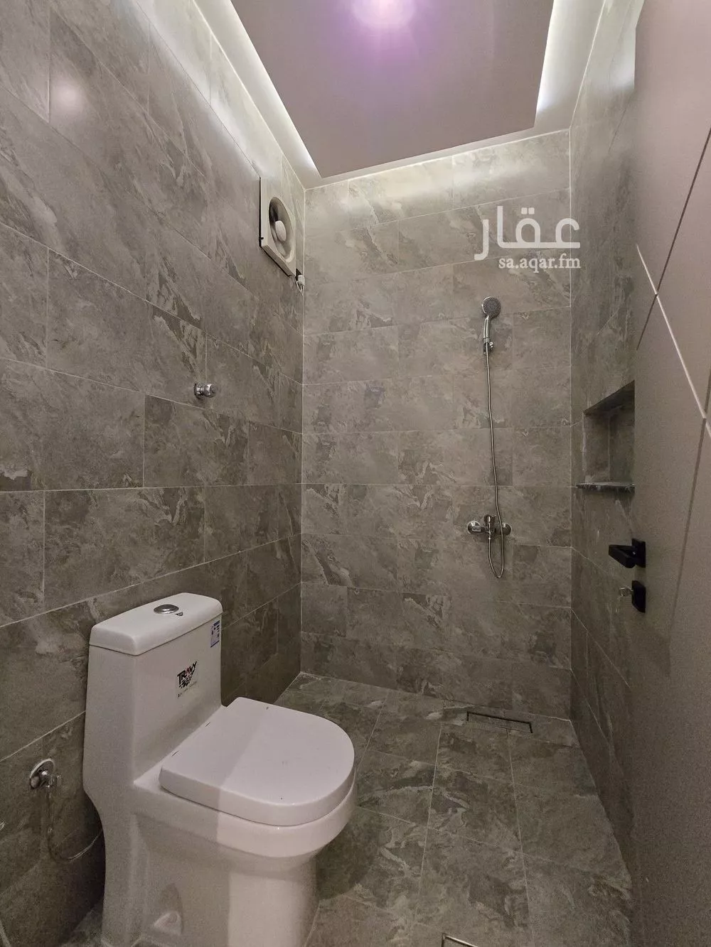 5 bedroom apartment in Al Ukayshiyyah 18