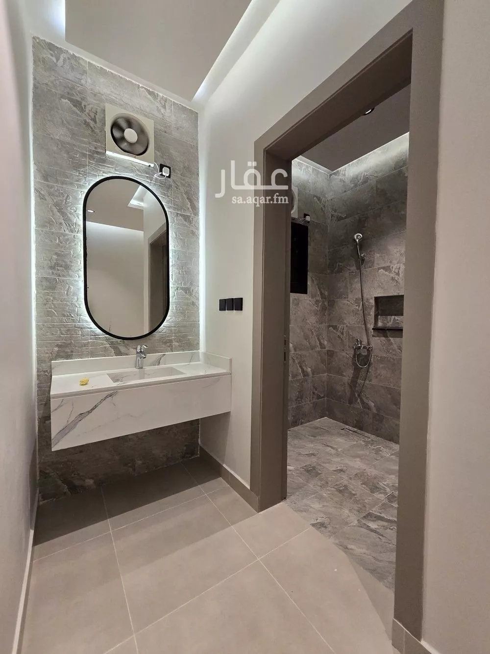 5 bedroom apartment in Al Ukayshiyyah 9