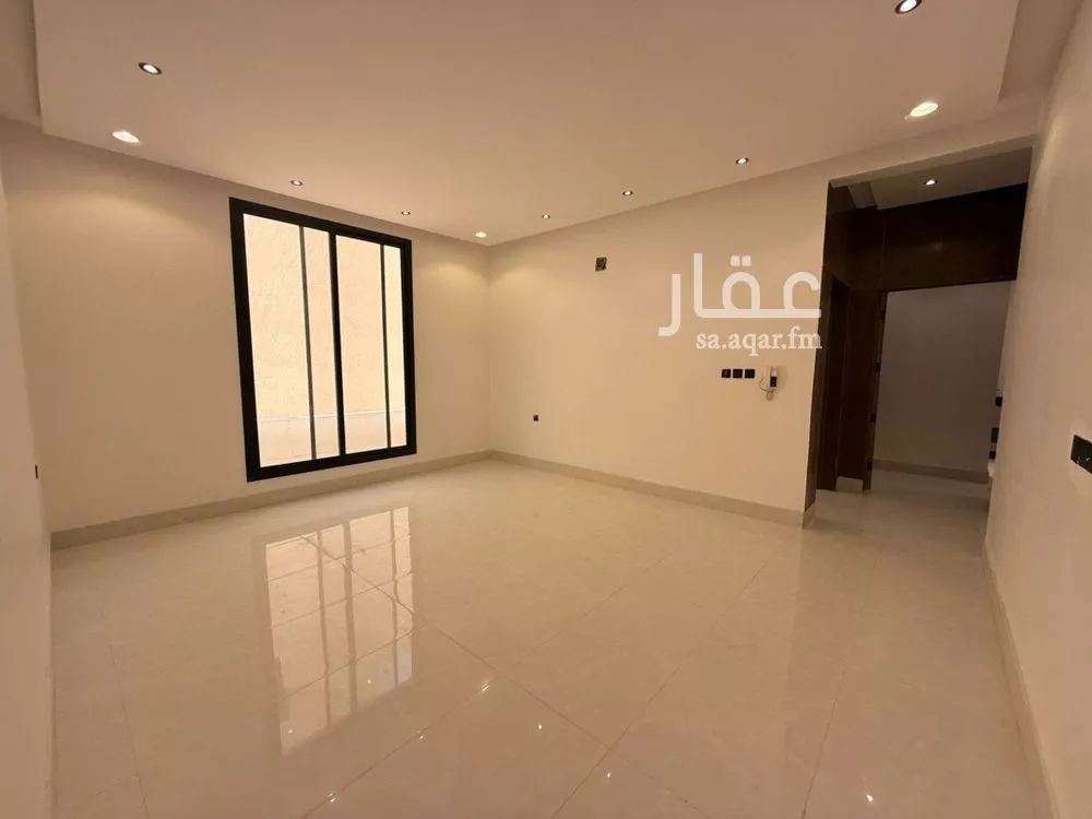 4 bedroom floor in Al Rimal 10
