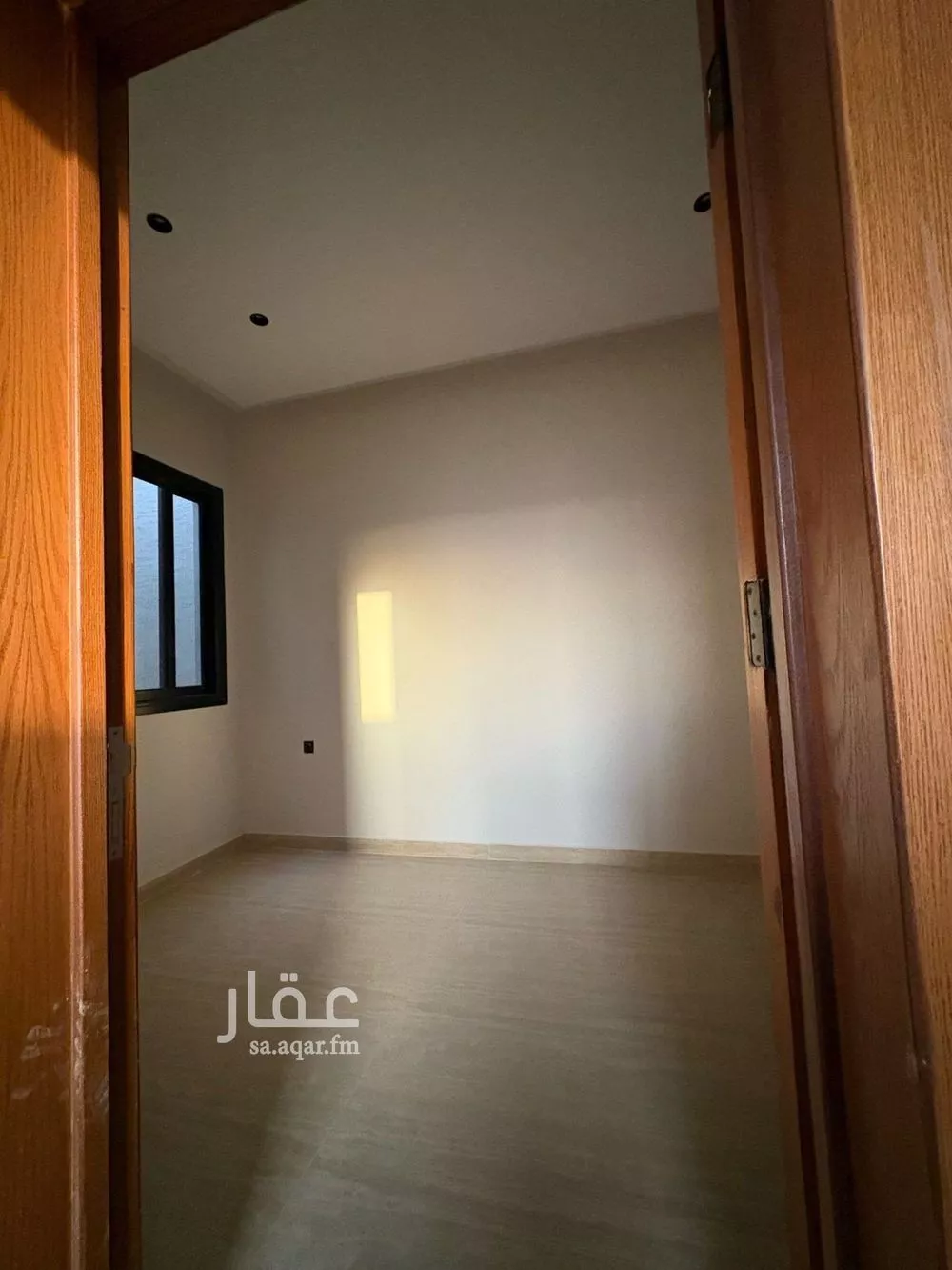 دور 5 غرف في ديراب 30