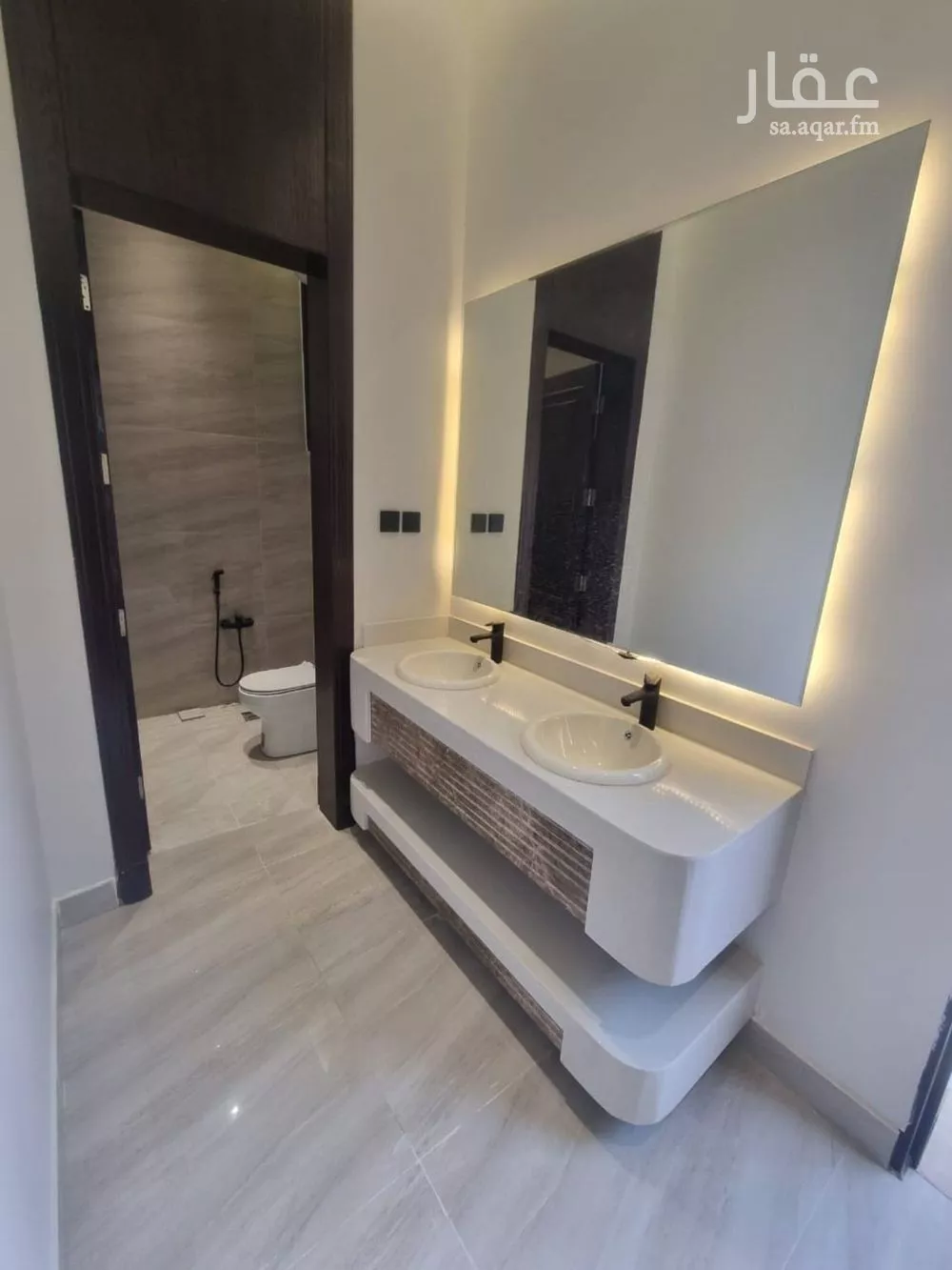4 bedroom floor in Al Zahrah 11