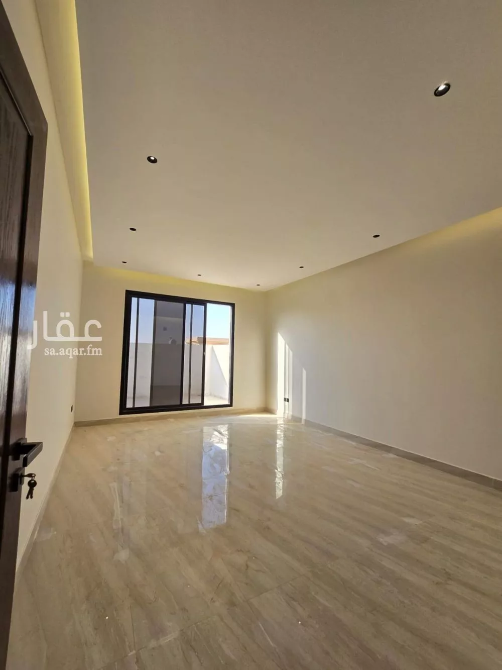 4 bedroom floor in Al Zahrah 12