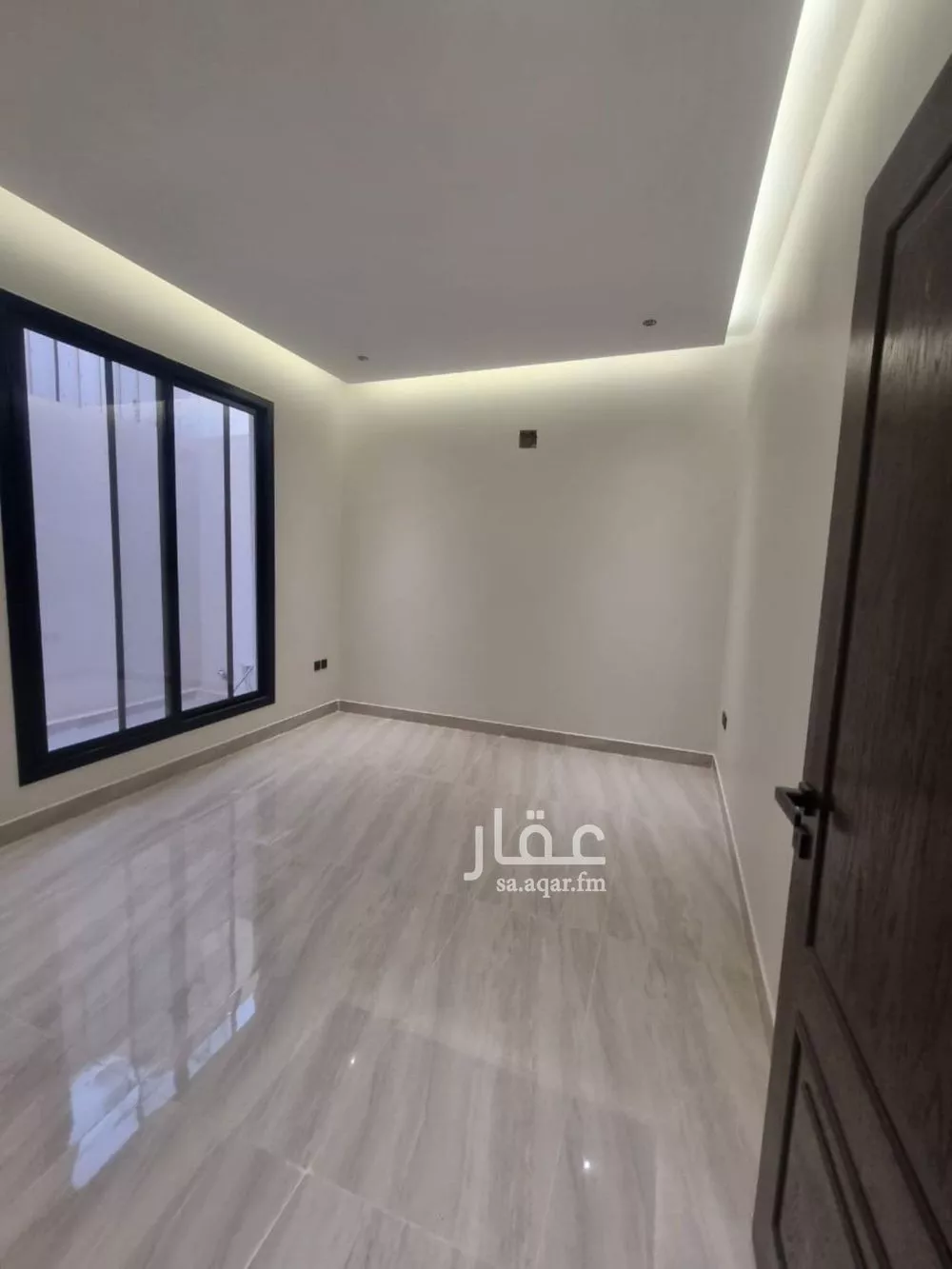4 bedroom floor in Al Zahrah 8