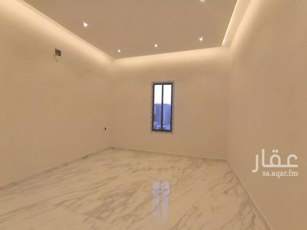 5 bedroom floor in Taibah 4
