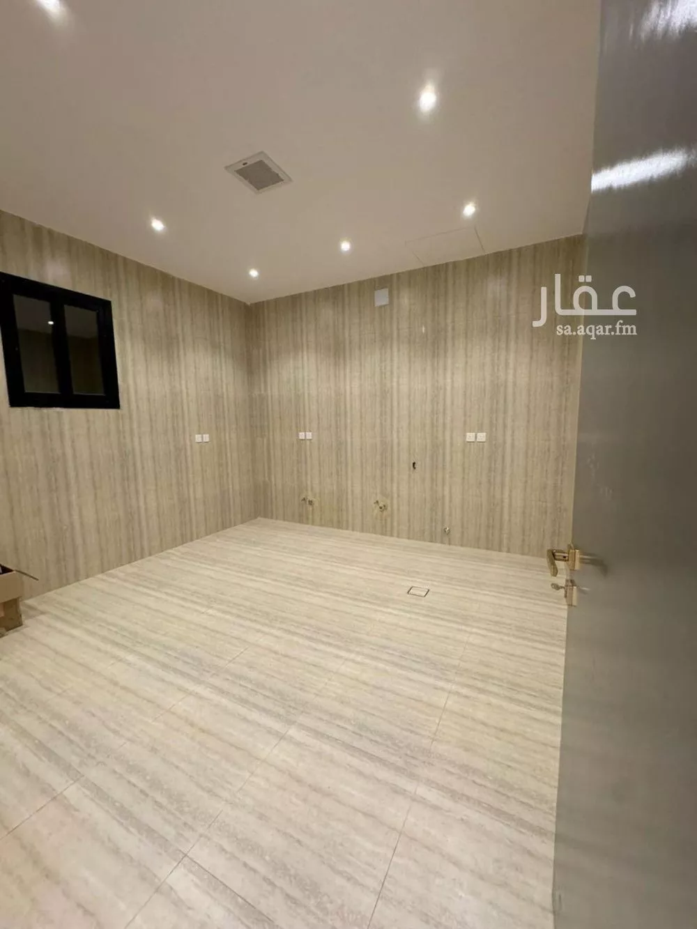 5 bedroom floor in Al Rimal 2
