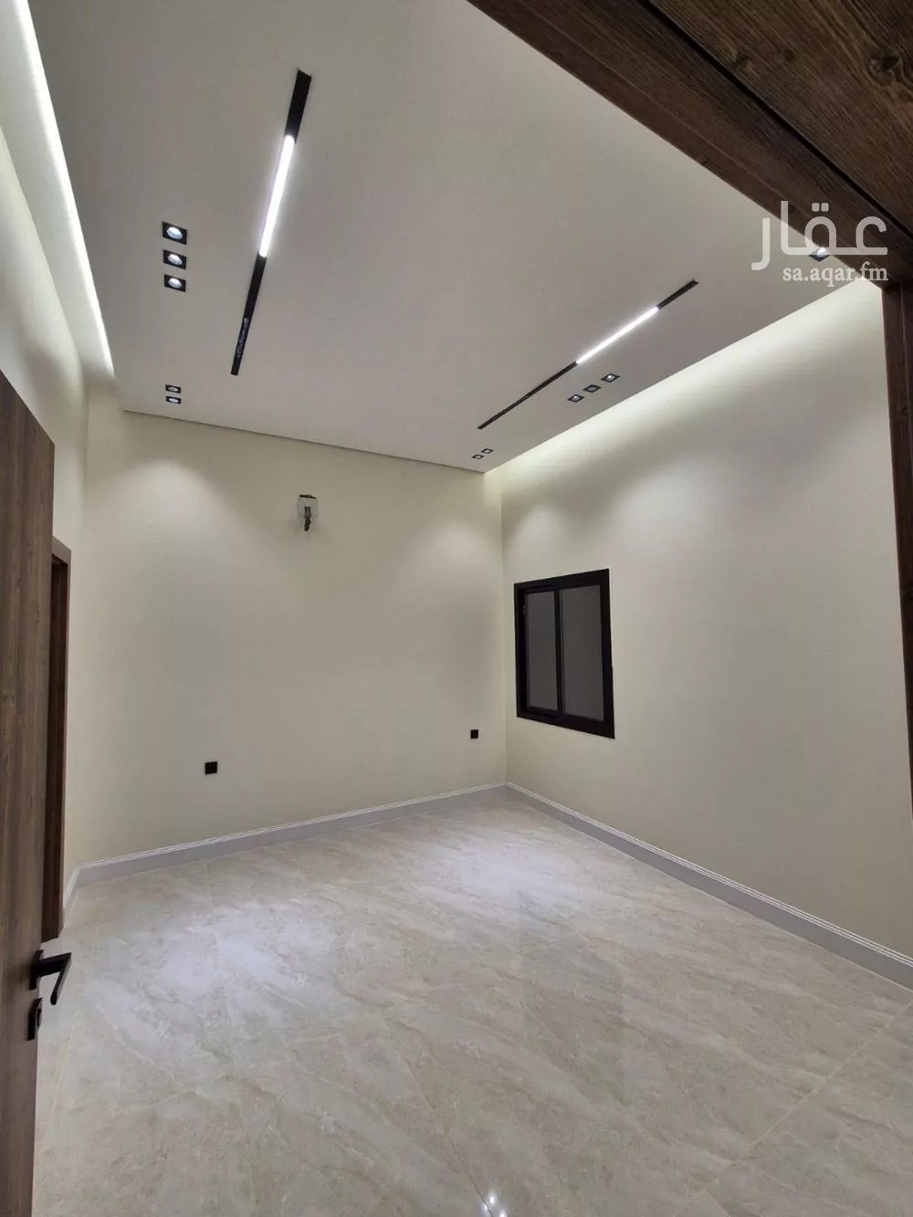 دور 5 غرف في العارض 19