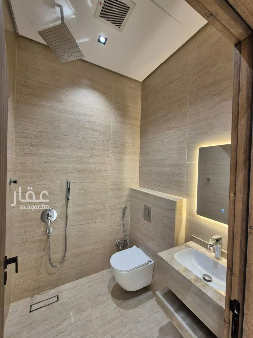 دور 5 غرف في العارض 10