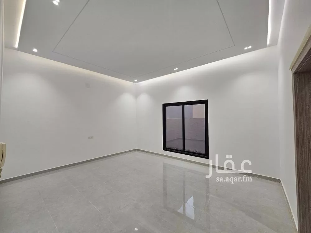 4 bedroom floor in Al Maizilah 12
