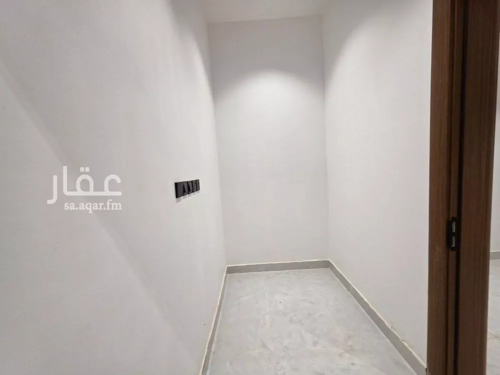 5 bedroom floor in Al Maizilah 14