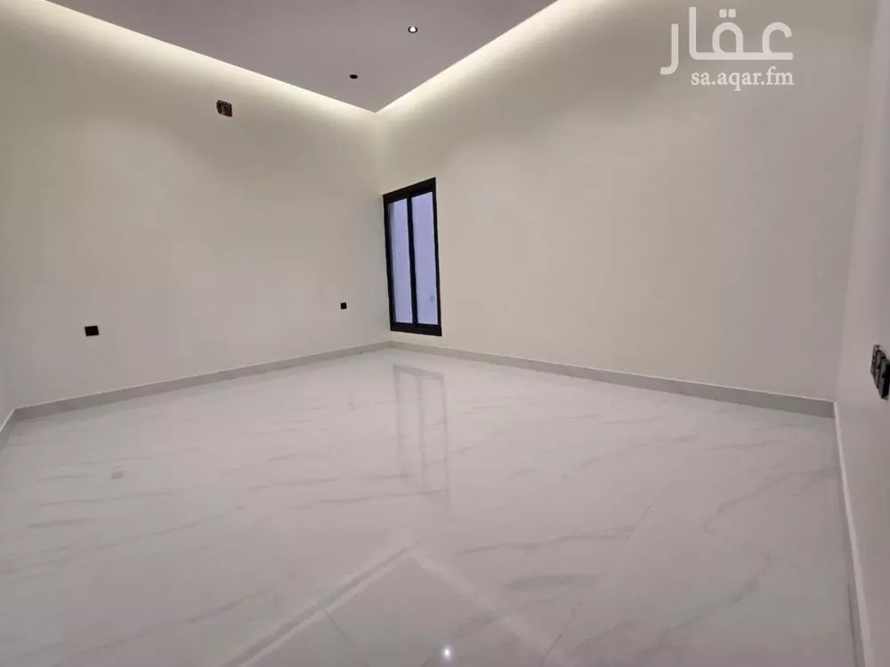 3 bedroom floor in Al Qadisiyah 7