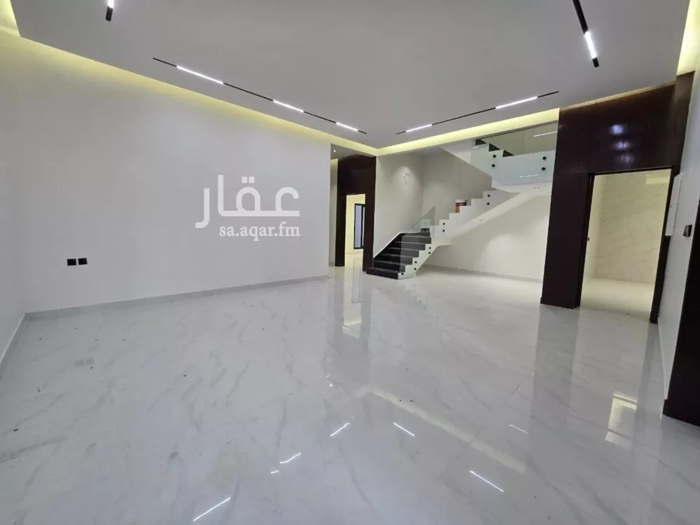 3 bedroom floor in Al Qadisiyah 10