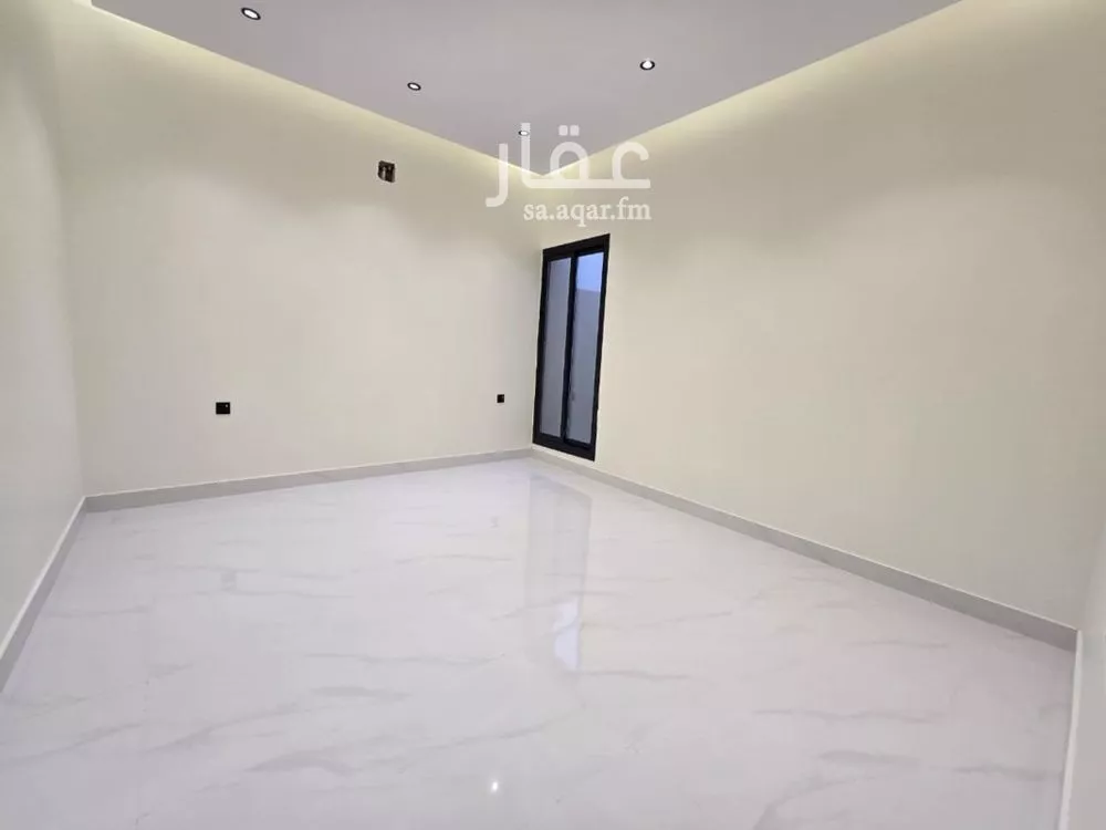 3 bedroom floor in Al Qadisiyah 3