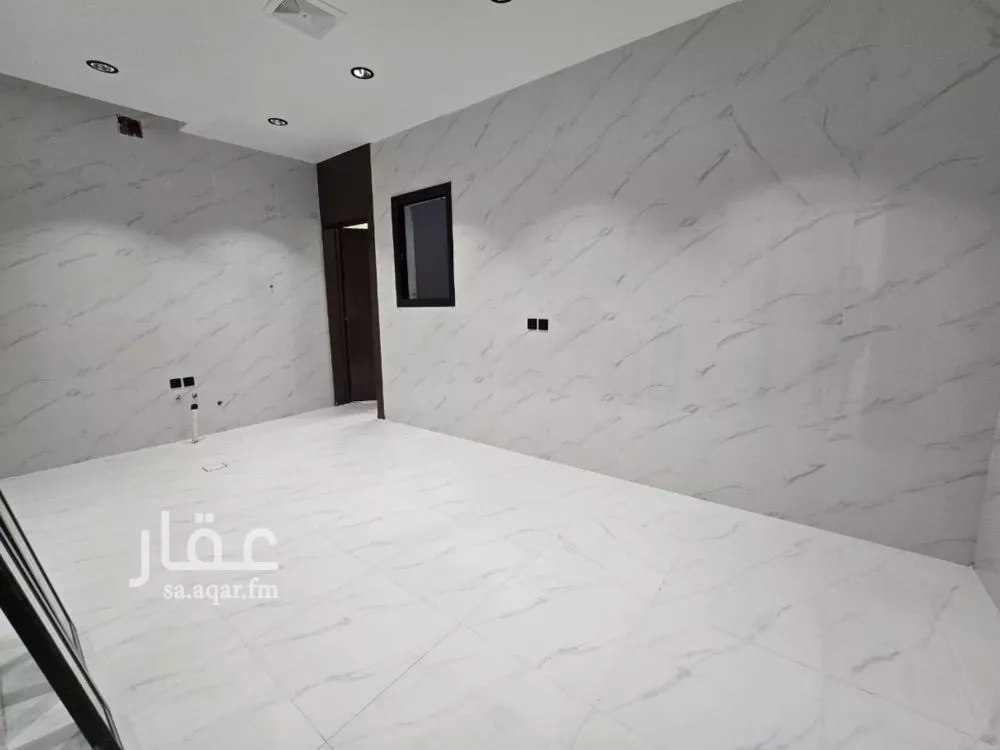3 bedroom floor in Al Qadisiyah 5