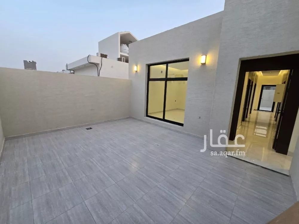 3 bedroom floor in Al Qadisiyah 6