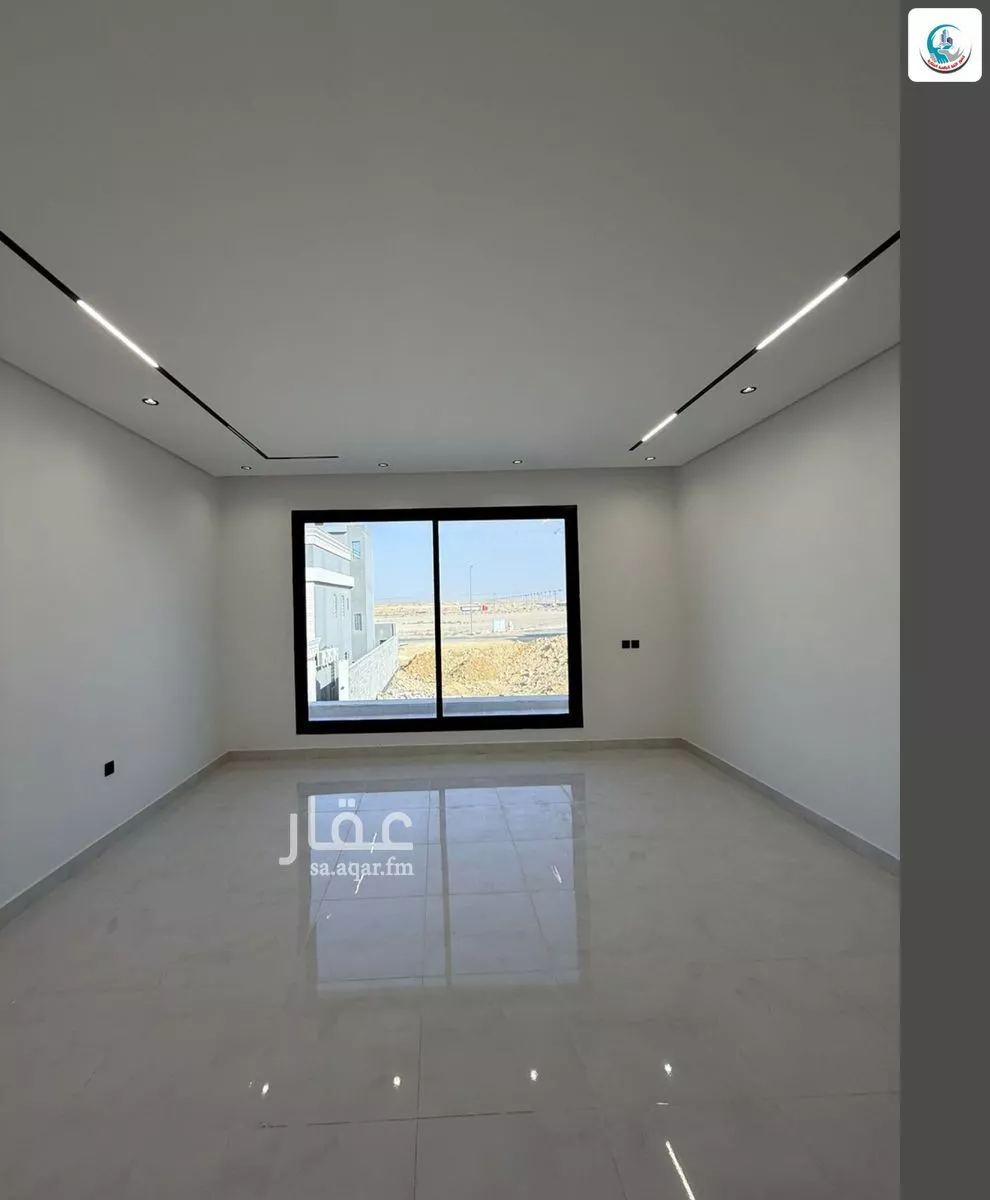 5 bedroom floor in Al Janadriyah 4
