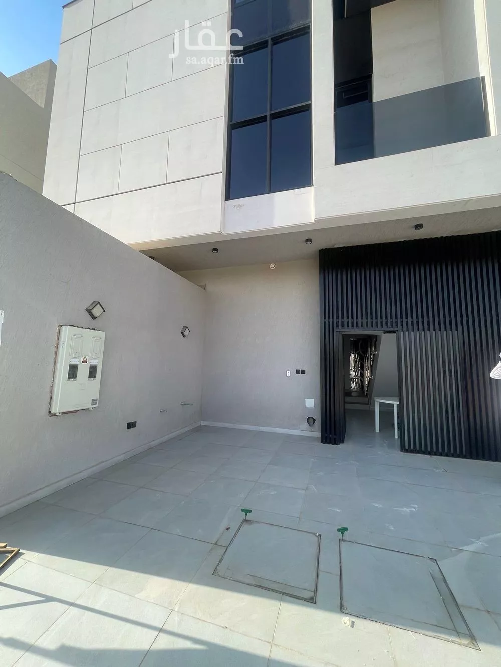 3 bedroom floor in Al Janadriyah 2