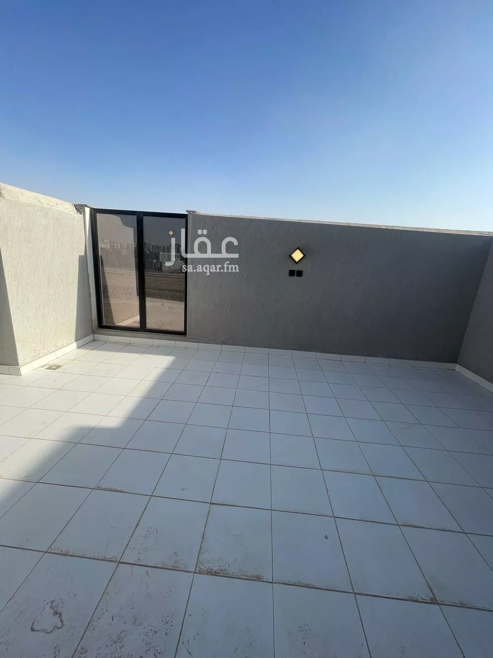 3 bedroom floor in Al Janadriyah 14