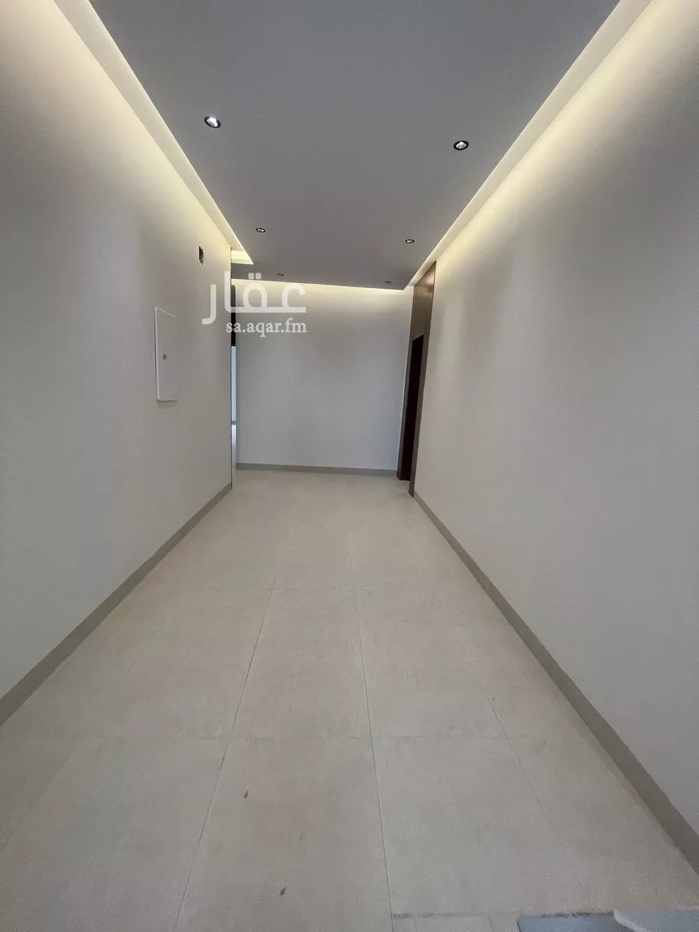 3 bedroom floor in Al Janadriyah 17