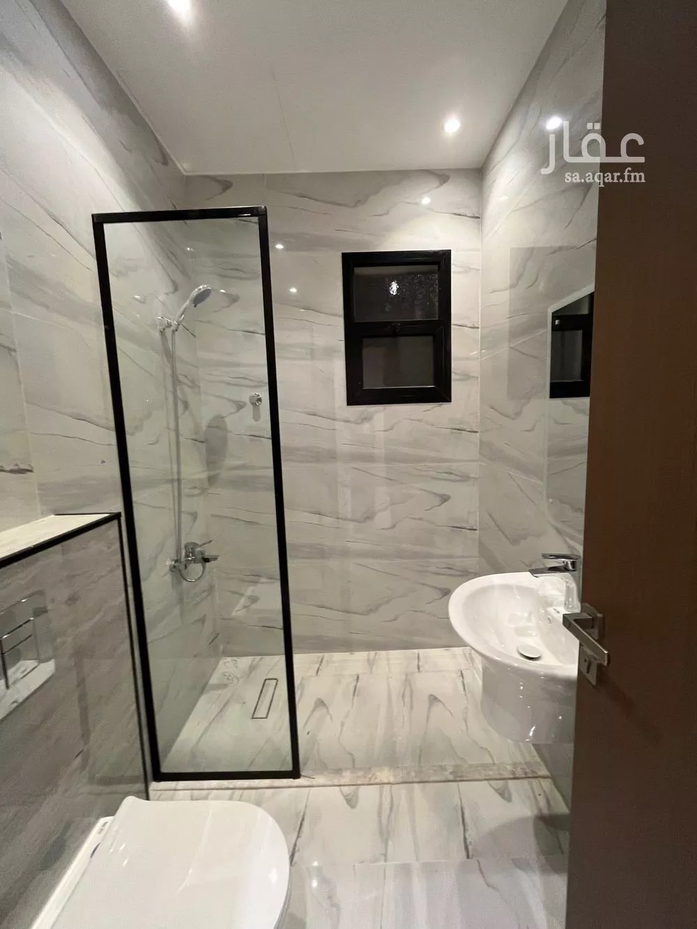 3 bedroom floor in Al Rimal 18