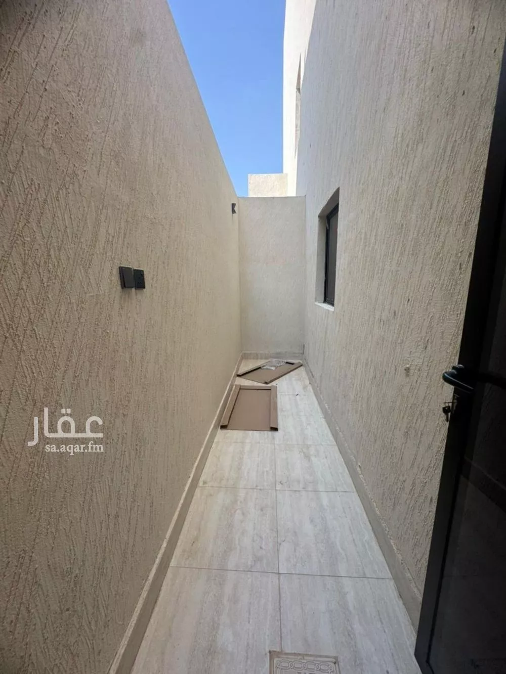 4 bedroom floor in Al Janadriyah 8