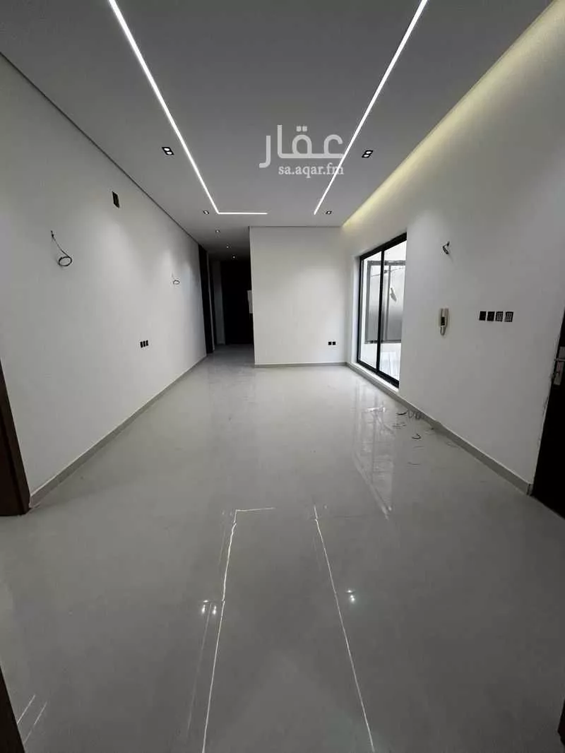 6 bedroom floor in Okaz 5