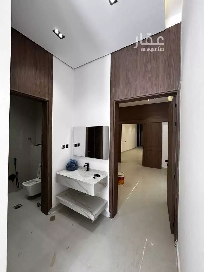 6 bedroom floor in Okaz 7