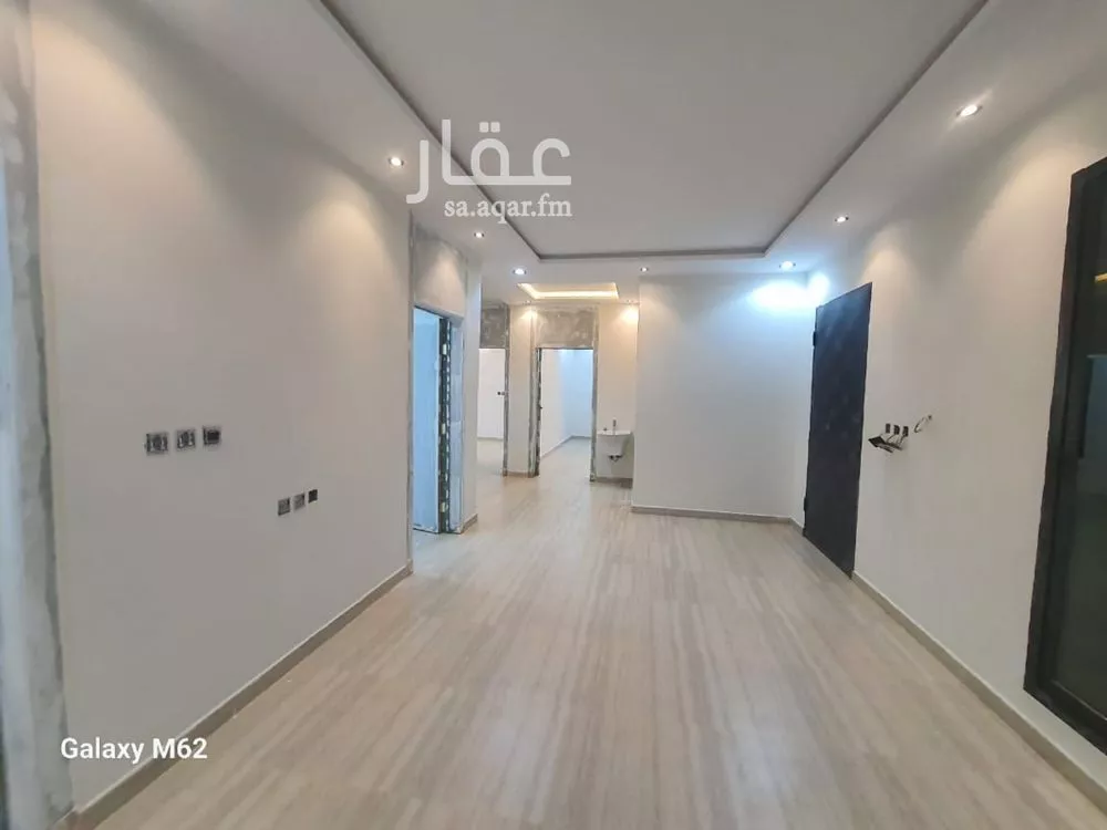 5 bedroom floor in Tuwaiq 17
