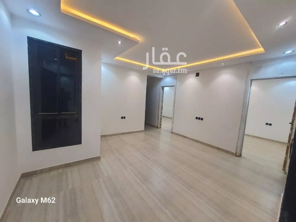 5 bedroom floor in Tuwaiq 5