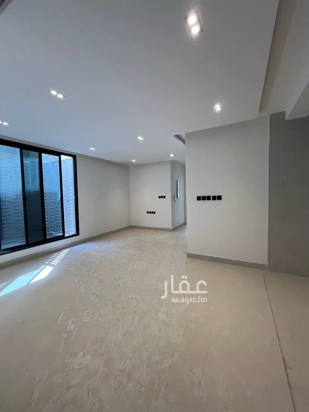 دور 3 غرف في السعادة 12