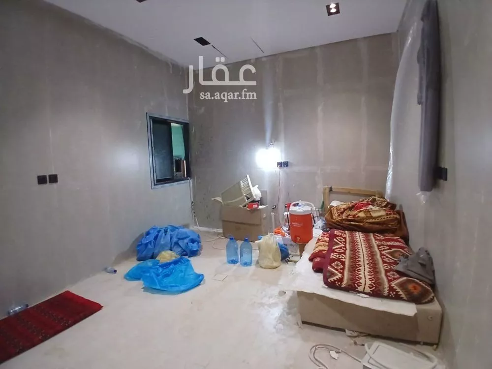 دور 4 غرف في العريجاء الغربية 14