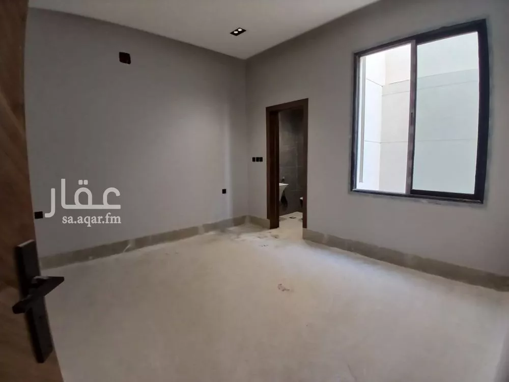دور 4 غرف في العريجاء الغربية 8